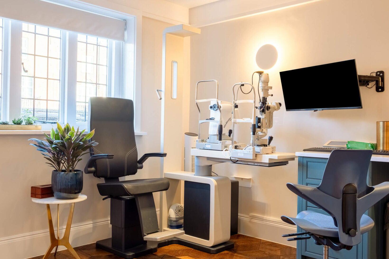 farnham eye care cataract and lens surgery