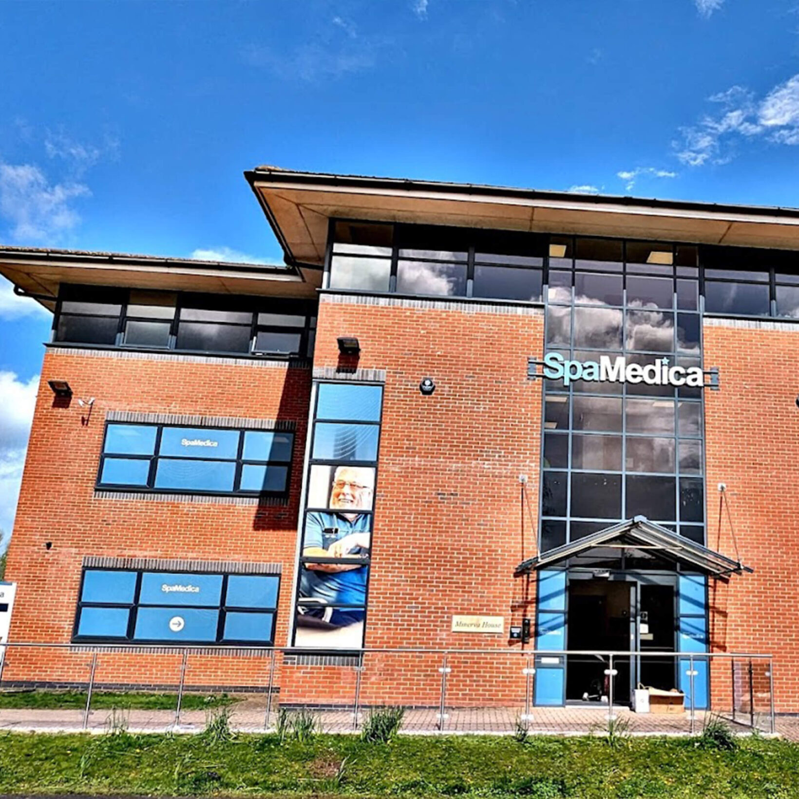 Freedom Vision Carlisle Outside Cataract and Lens Surgery