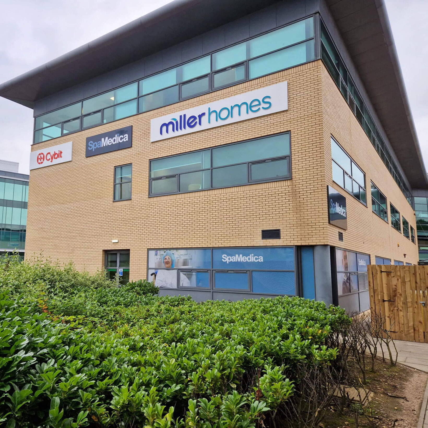 Freedom Vision North Tyneside outside view cataract and lens replacement surgery